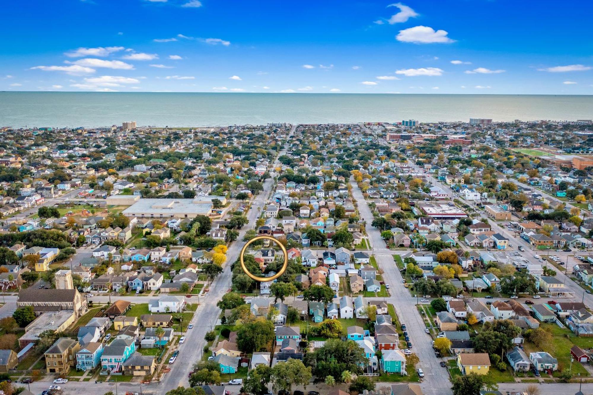 Historic 1871 Coastal Breeze With Heated Pool - Restoring Galveston Villa Exteriör bild